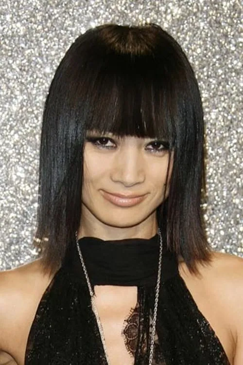 Bai Ling interpretando a Lucy