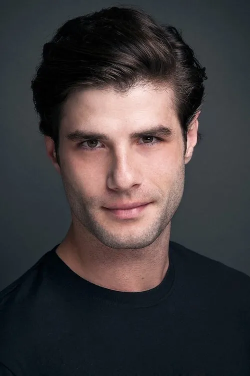 Foto de perfil del actor Berk Cankat en el reparto