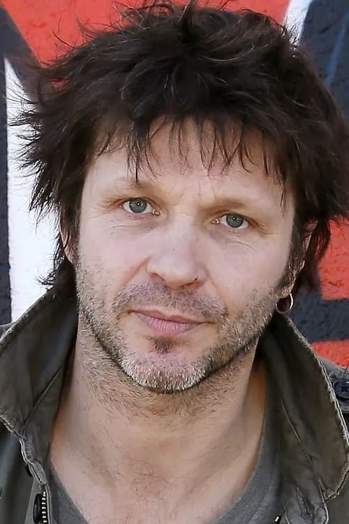 Bertrand Cantat interpretando a Self