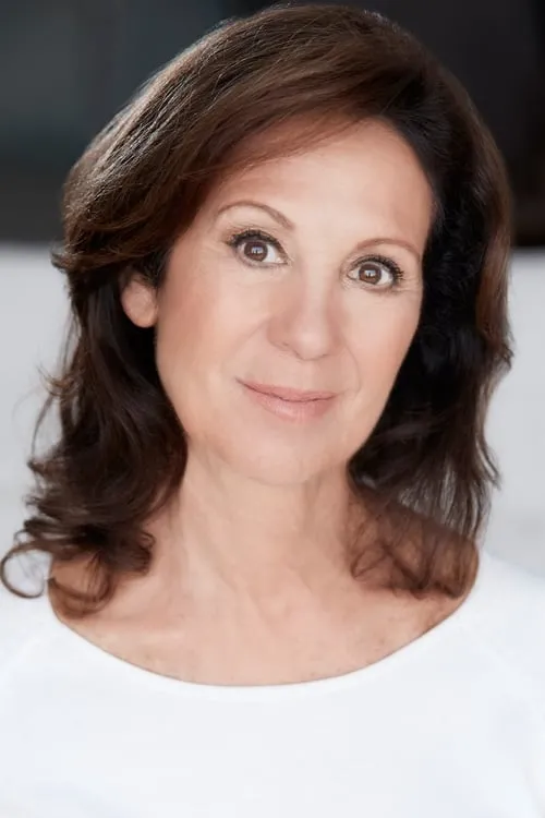 Actor Beverly Lowe