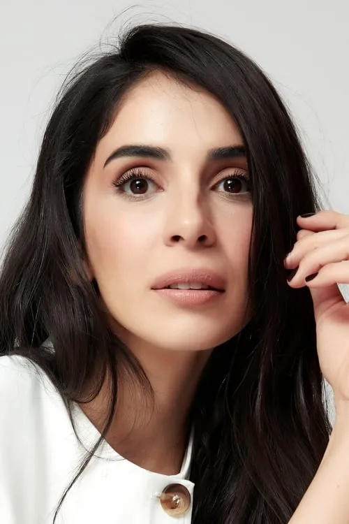 Actor Beyza Şekerci