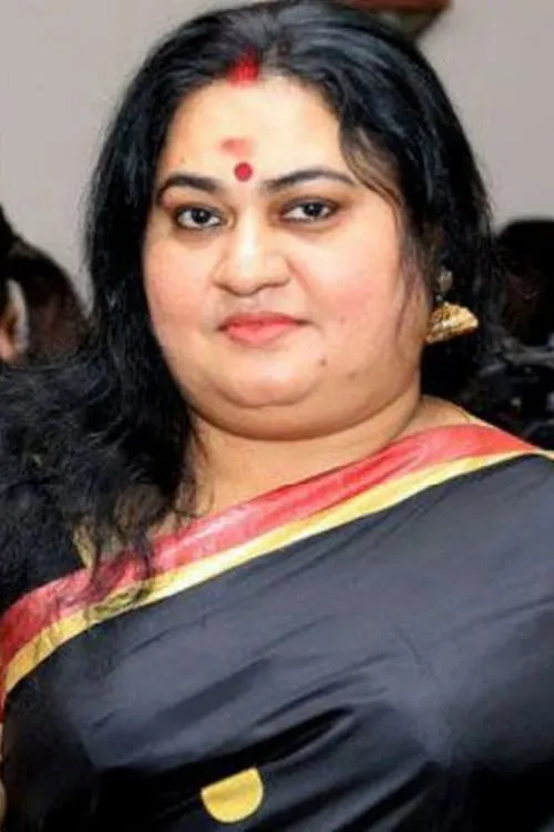 Bindu Panicker interpretando a Bhagyalakshmi Thampuratti