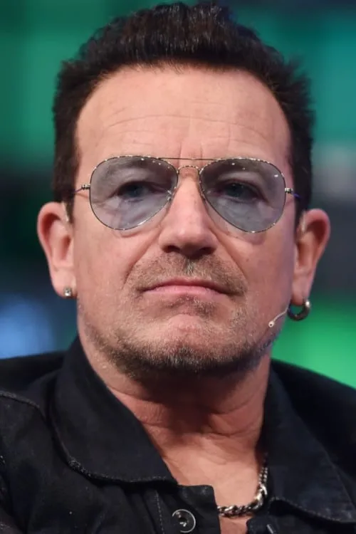 Bono interpretando a 