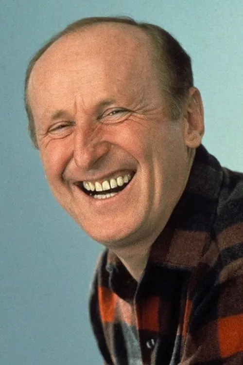 Foto de perfil del actor Bourvil en el reparto