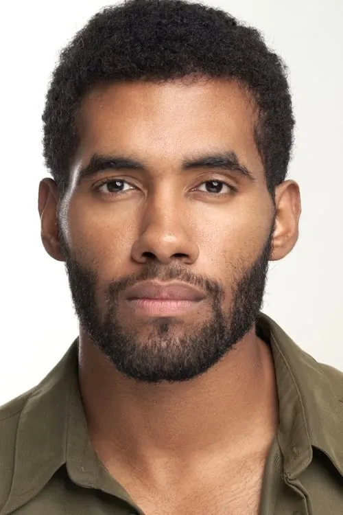 Foto de perfil del actor Brandon Santana en el reparto