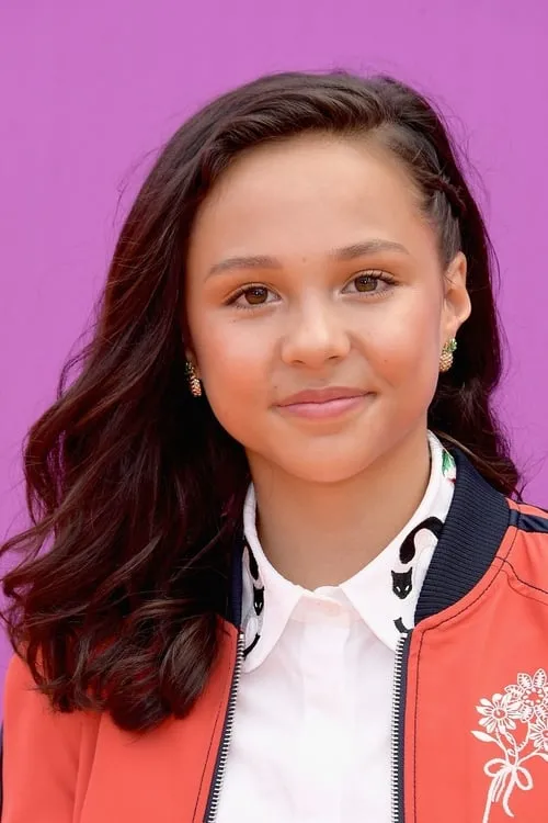 Actor Breanna Yde