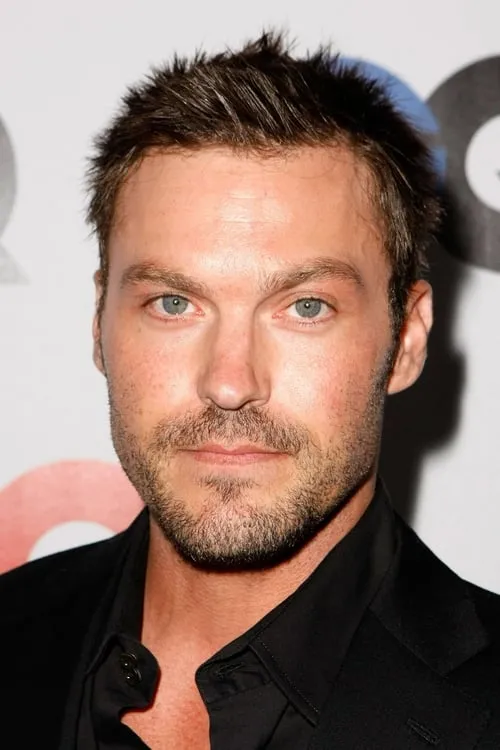 Brian Austin Green interpretando a Ned Giles