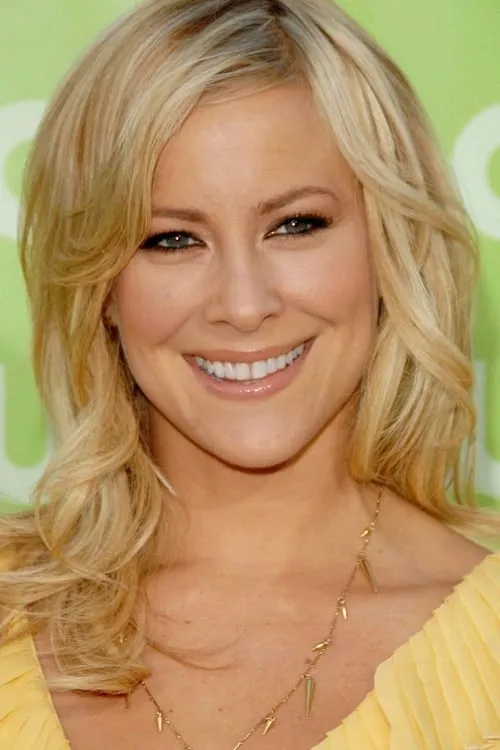 Brittany Daniel interpretando a Dani Cummings