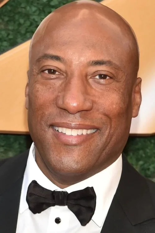 Byron Allen interpretando a Self