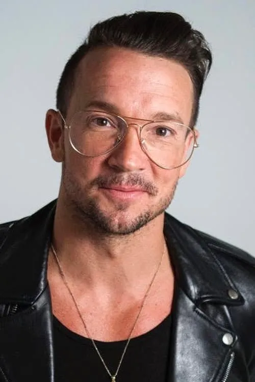 Carl Lentz en el reparto