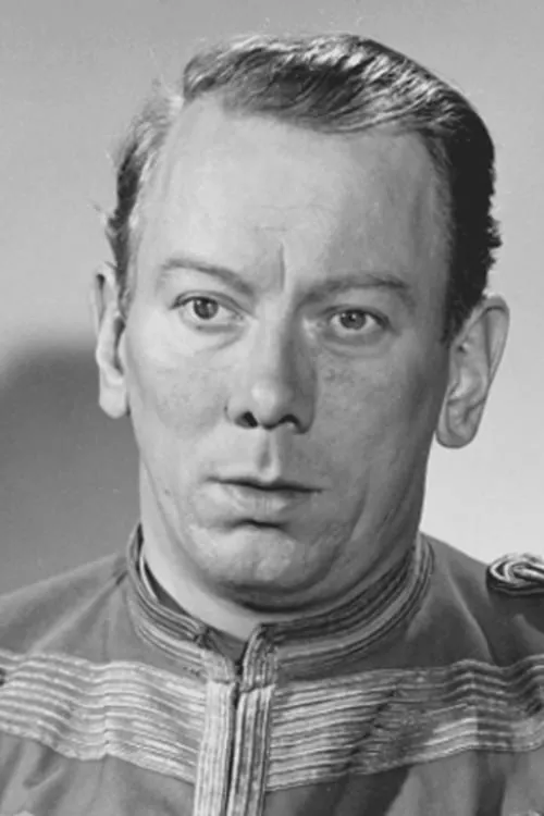 Actor Carl Reinholdz