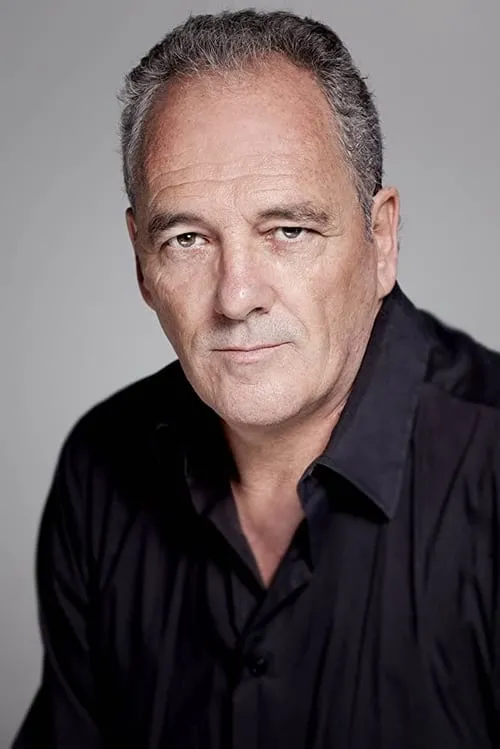 Actor Carlos Olalla