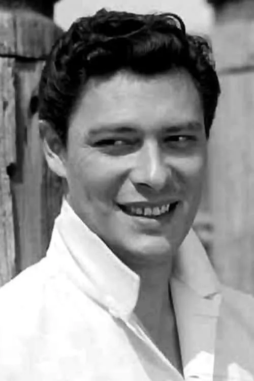 Actor Carlos Rivas