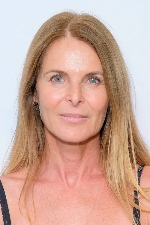 Catherine Oxenberg interpretando a Self