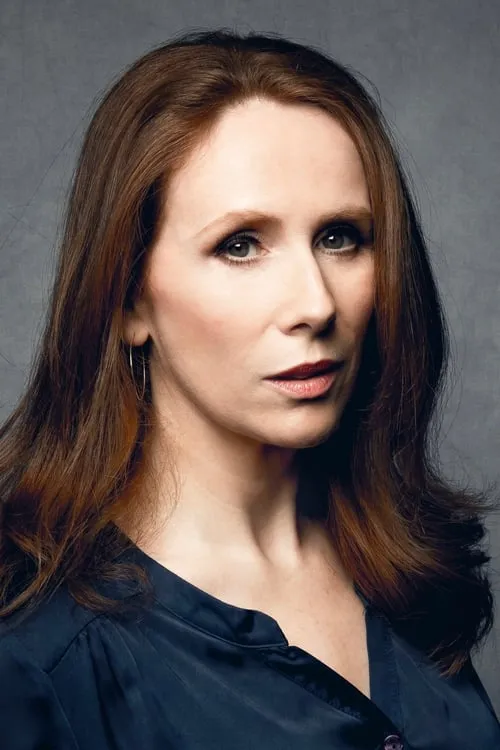 Catherine Tate interpretando a Anna