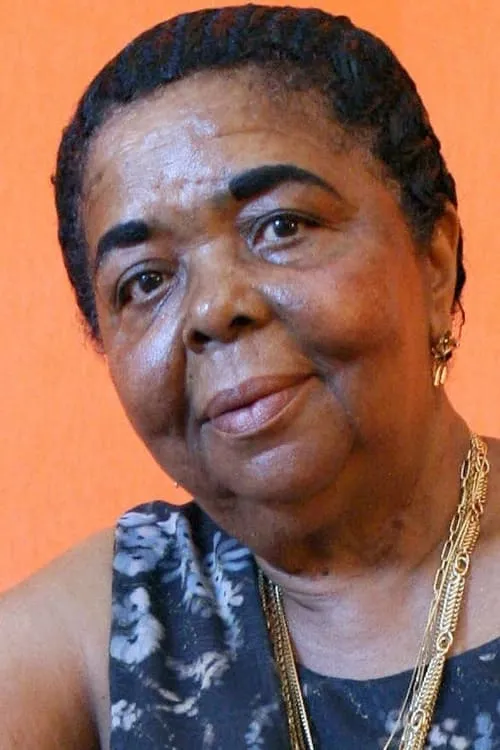 Cesária Évora interpretando a self