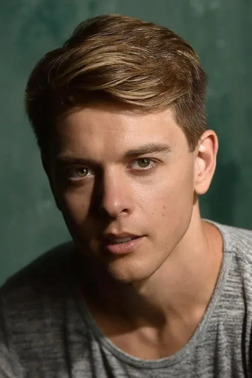 Actor Chad Duell