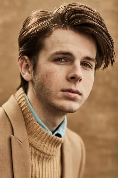 Foto de perfil del actor Chandler Riggs en el reparto