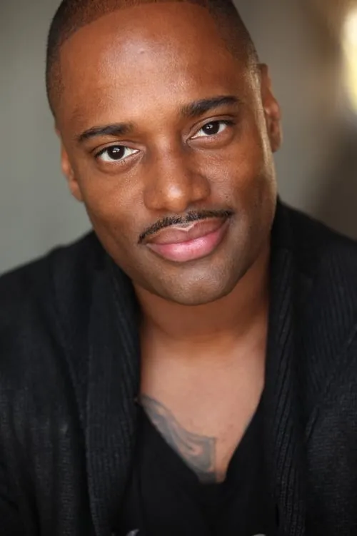 Foto de perfil del actor Charles Malik Whitfield en el reparto