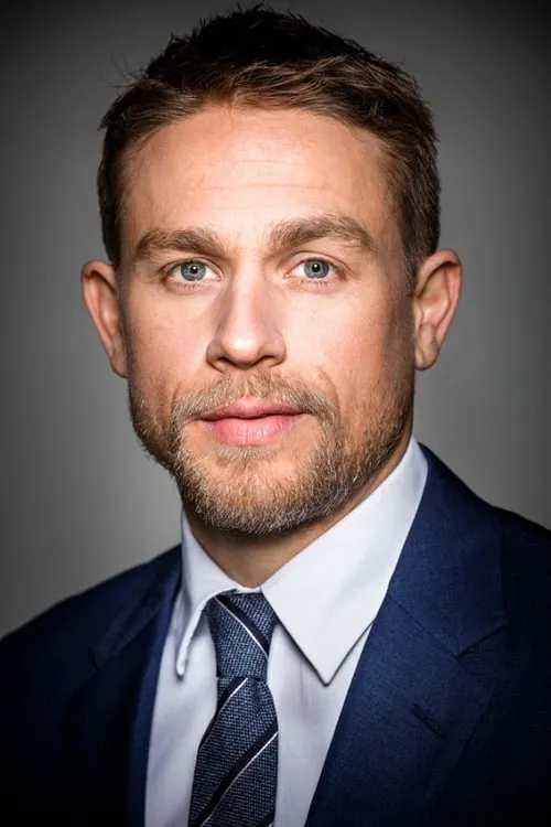 Foto de perfil del actor Charlie Hunnam en el reparto