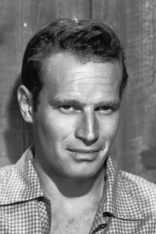 Foto de perfil del actor Charlton Heston en el reparto