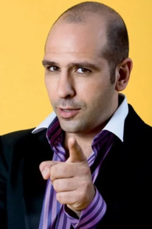 Checco Zalone interpretando a Pierfrancesco 