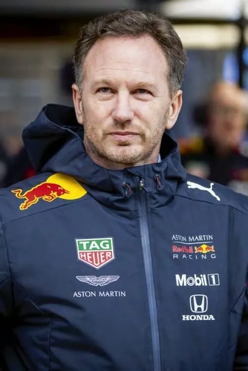 Christian Horner interpretando a Self