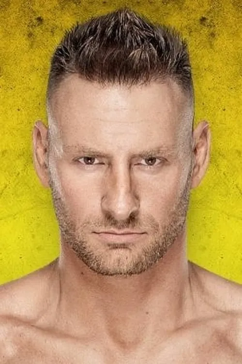 Christopher Dijak interpretando a Dijak