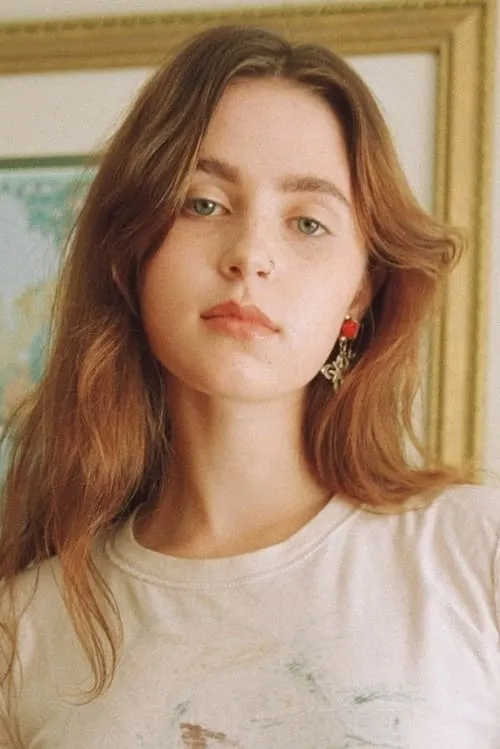 Clairo en el reparto