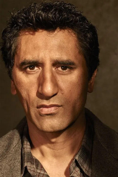 Actor Cliff Curtis