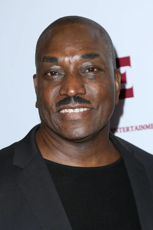 Clifton Powell interpretando a Fish