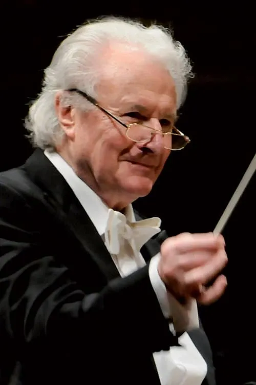 Colin Davis interpretando a Conductor