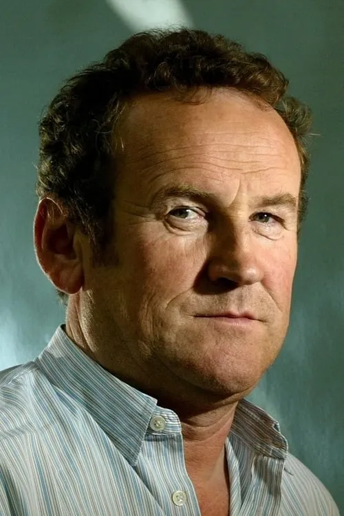 Colm Meaney interpretando a Caleb