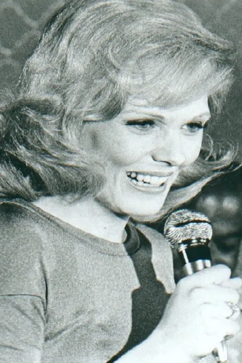 Conny Van Dyke interpretando a Betsy