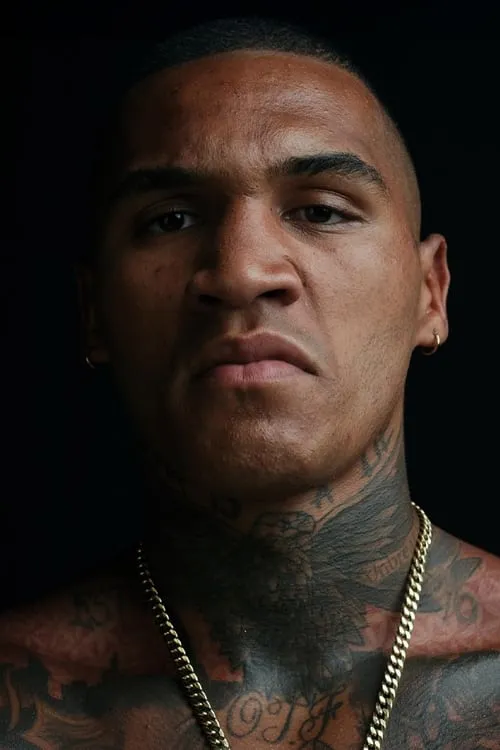 Conor Benn interpretando a Self