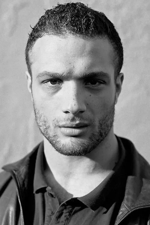 Tom Hannaford ha trabajado con Cosmo Jarvis en 1 ocasiones