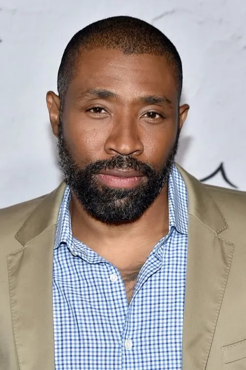 Cress Williams interpretando a Paul Drake