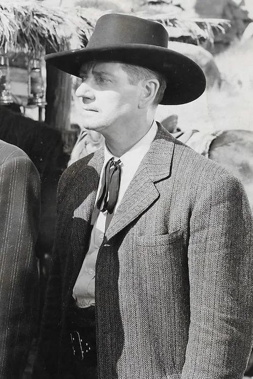 Actor Cyril Ring