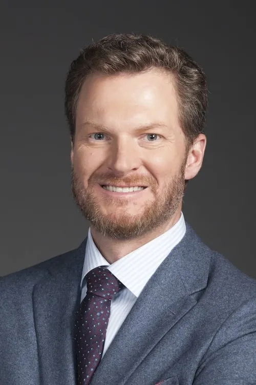 Dale Earnhardt Jr. interpretando a Self