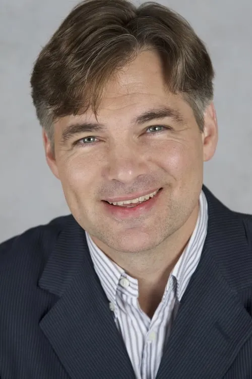 Foto de perfil del actor Daniel Cosgrove en el reparto