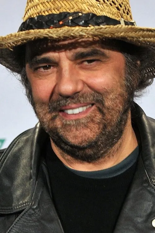 Daniel Lanois interpretando a self