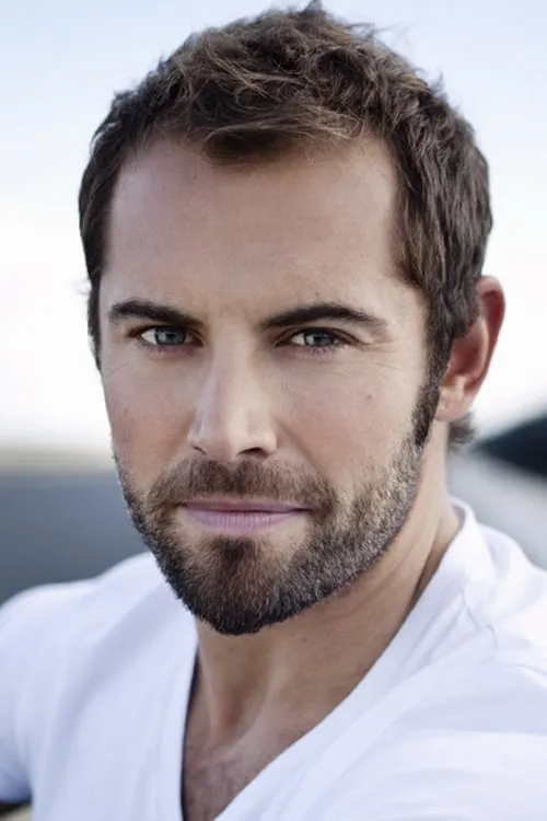 Actor Daniel MacPherson