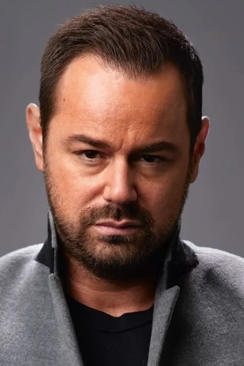 Danny Dyer interpretando a Mark Lamanuzzi