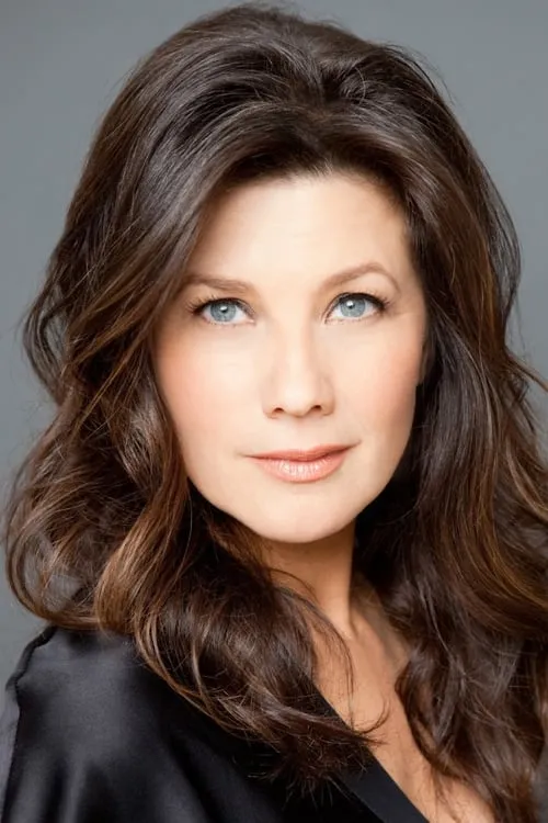 Daphne Zuniga interpretando a Olive