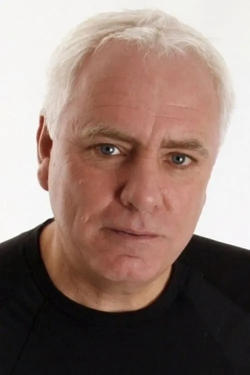 Dave Spikey interpretando a Himself