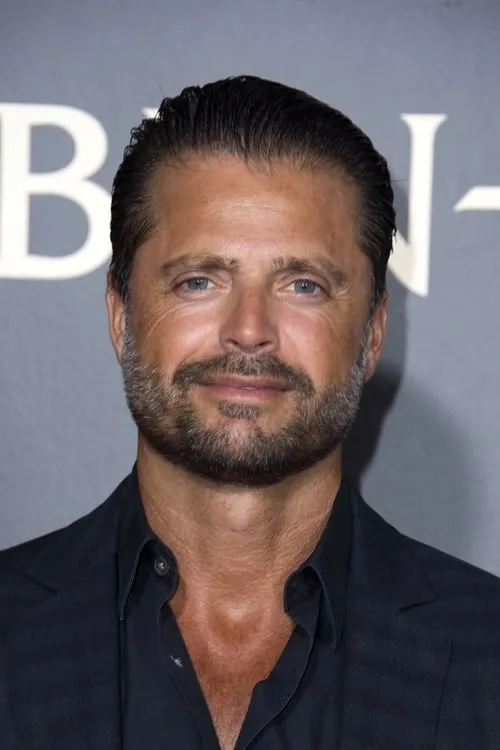 Foto de perfil del actor David Charvet en el reparto