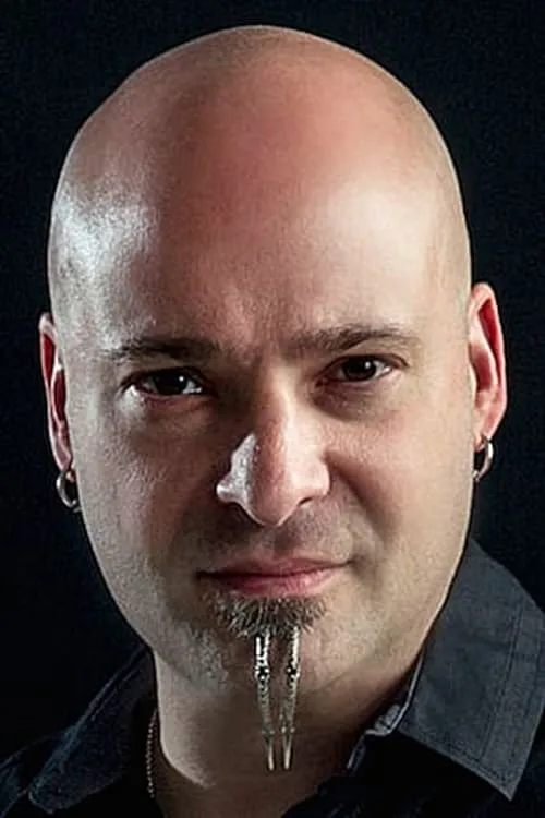 David Draiman interpretando a 