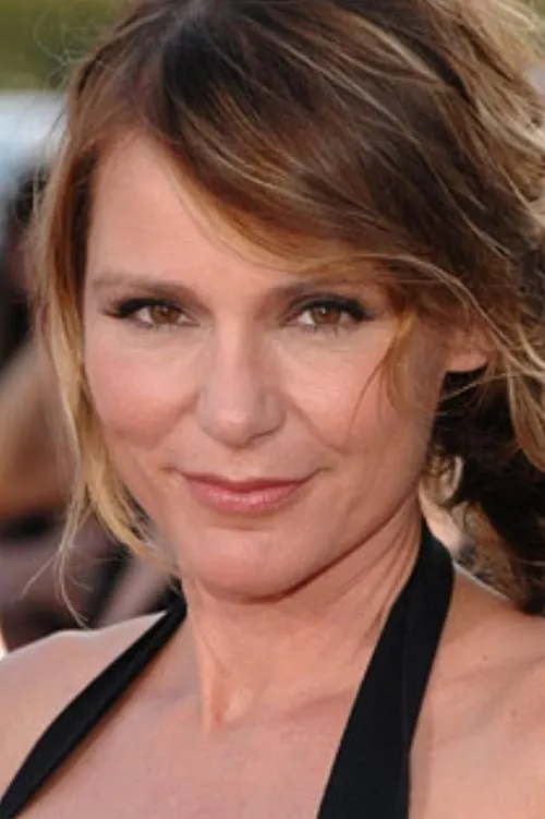 Foto de perfil del actor Dedee Pfeiffer en el reparto