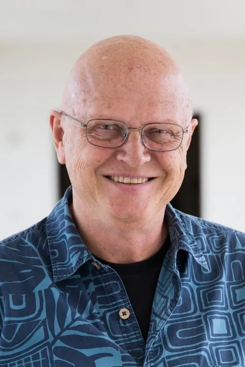 Dennis Muren interpretando a Himself