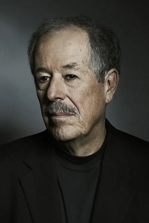 Denys Arcand interpretando a Detective